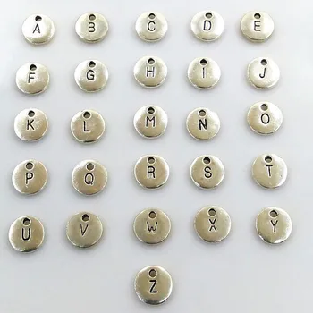 130 бр. двустранен през цялата дисков висулка с букви от азбуката A-Z, виси етикет с букви, окачване, печат за началните украса, изработка на бижута от 10 мм