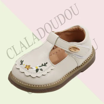 Claladoudou/ Детски кожени обувки с бродирани цветя, модела обувки в стил ретро с подплатена каишка за деца от 0 до 3 години, обувки на равна подметка за момиченца