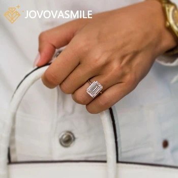 Дамски пръстен с муассанитом JOVOVASMILE 10 Карата 14x10 мм от жълто злато, 18 Карата изумрудени диаманти със сертификат GRA