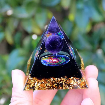 Натурален кристал Генератор на енергия Пирамида Аметист Рейки Исцеляющий Кристална Пирамида от смола, за Чакра Медитация Интериор на стаята за инструменти