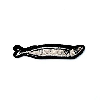 Размер на рибата: 1.4x6.6cm Значки от плат 